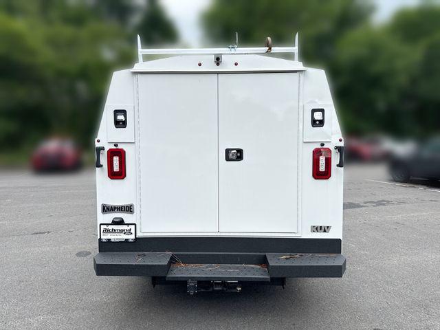 2026 Ford E-350 Cutaway Base