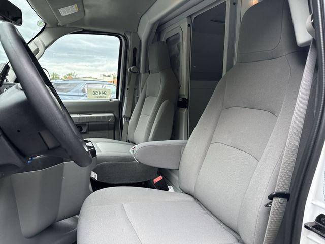 2026 Ford E-350 Cutaway Base