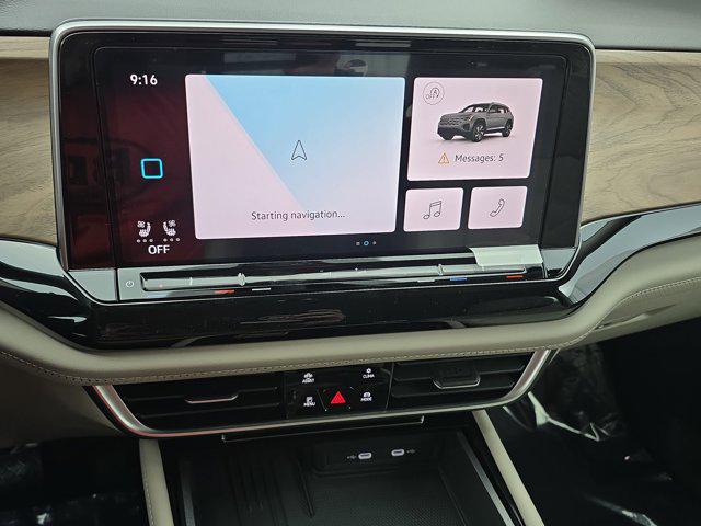 2026 Volkswagen Atlas SE with Technology