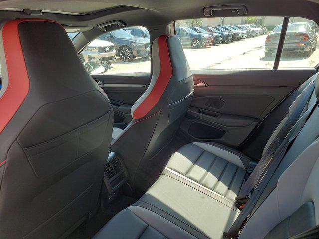 2025 Volkswagen Golf GTI 2.0T SE