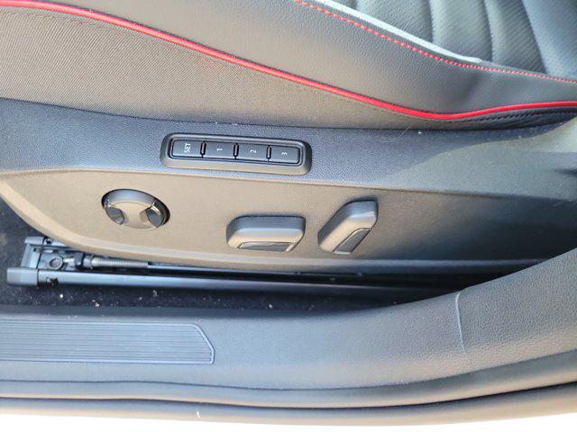 2025 Volkswagen Golf GTI 2.0T SE
