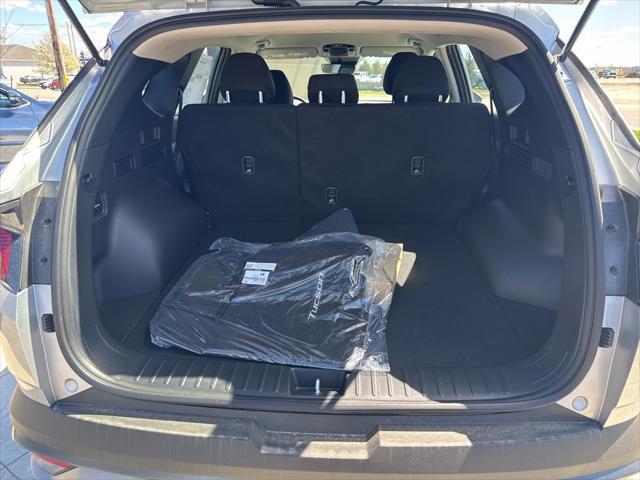 2026 Hyundai Tucson Hybrid Blue SE
