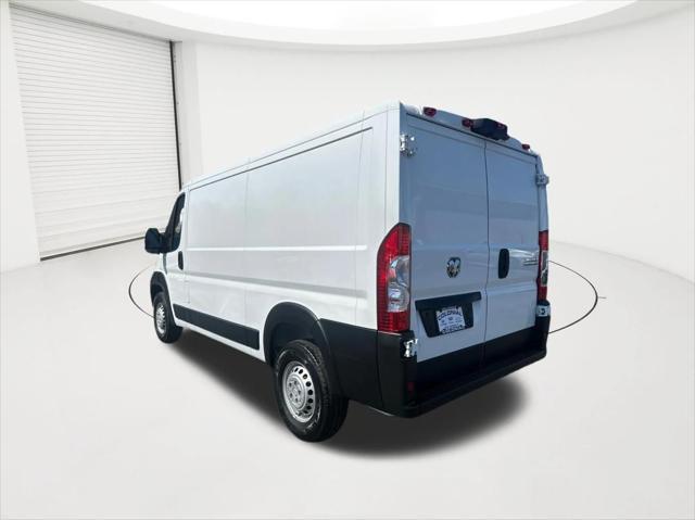2024 Ram ProMaster Cargo Van Tradesman Low Roof 136" WB w/Pass Seat