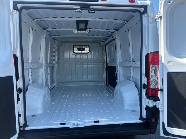2024 Ram ProMaster Cargo Van Tradesman Low Roof 136" WB w/Pass Seat