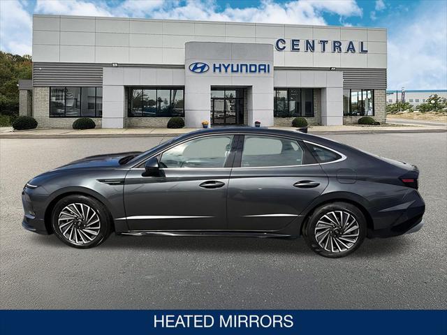 2025 Hyundai Sonata Hybrid Limited