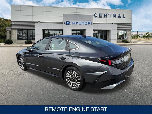 2025 Hyundai Sonata Hybrid Limited