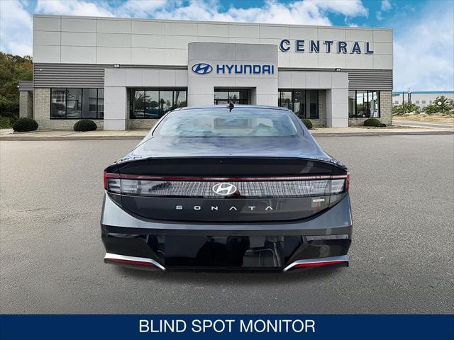 2025 Hyundai Sonata Hybrid Limited