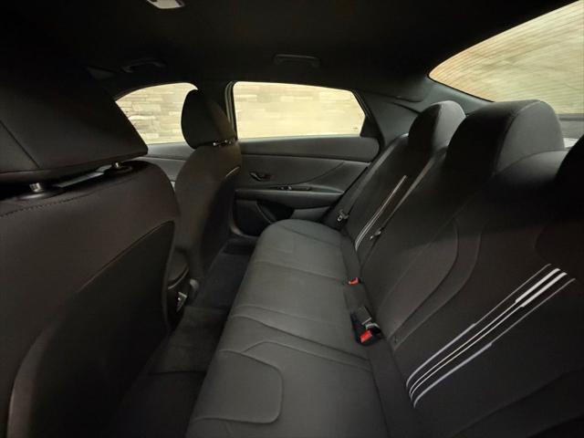 2025 Hyundai Elantra Hybrid SEL Sport