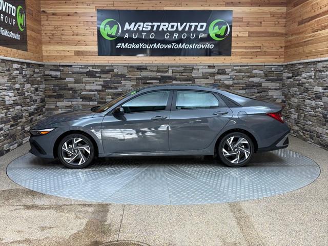 2025 Hyundai Elantra Hybrid SEL Sport