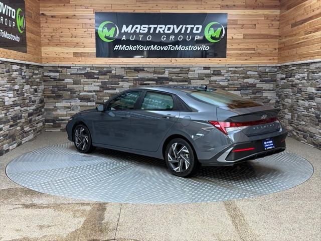 2025 Hyundai Elantra Hybrid SEL Sport