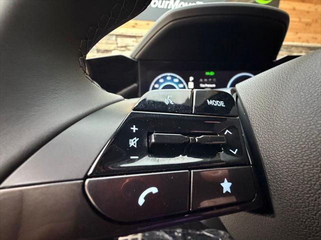 2025 Hyundai Elantra Hybrid SEL Sport