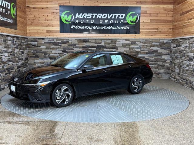 2025 Hyundai Elantra Hybrid Limited