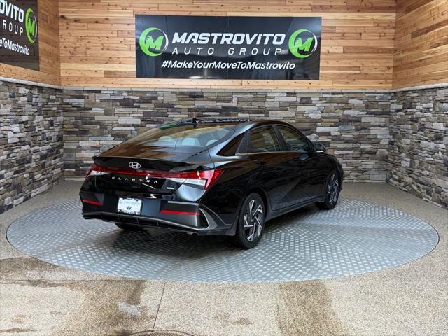 2025 Hyundai Elantra Hybrid Limited