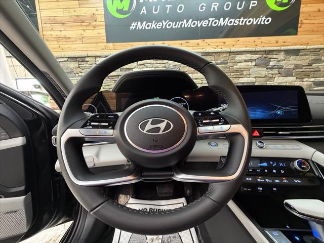 2025 Hyundai Elantra Hybrid Limited