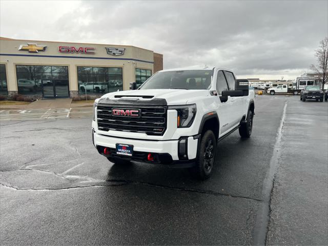 2024 GMC Sierra 2500HD 4WD Crew Cab Standard Bed AT4