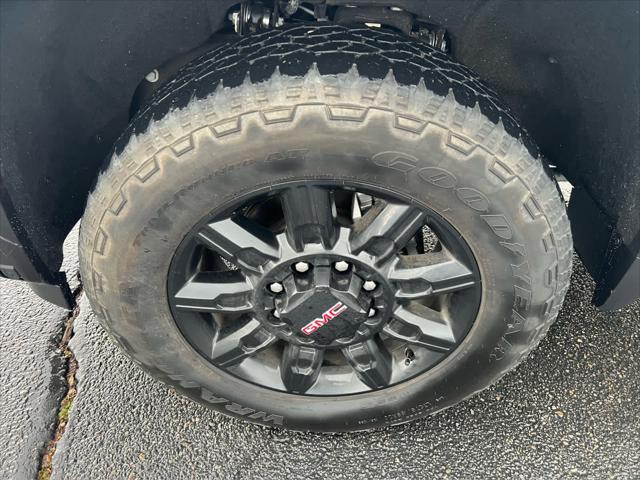 2024 GMC Sierra 2500HD 4WD Crew Cab Standard Bed AT4