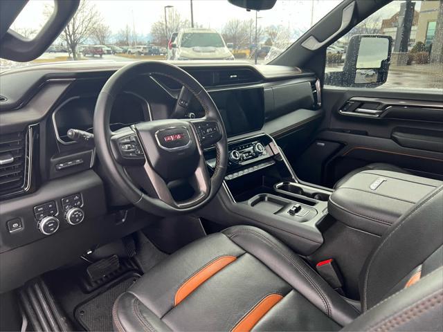 2024 GMC Sierra 2500HD 4WD Crew Cab Standard Bed AT4