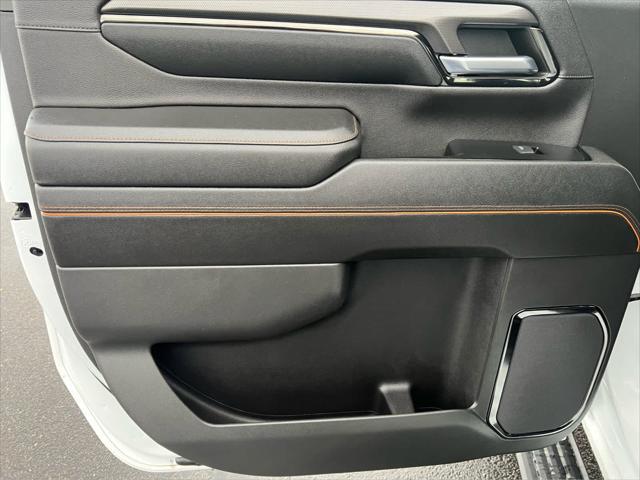2024 GMC Sierra 2500HD 4WD Crew Cab Standard Bed AT4