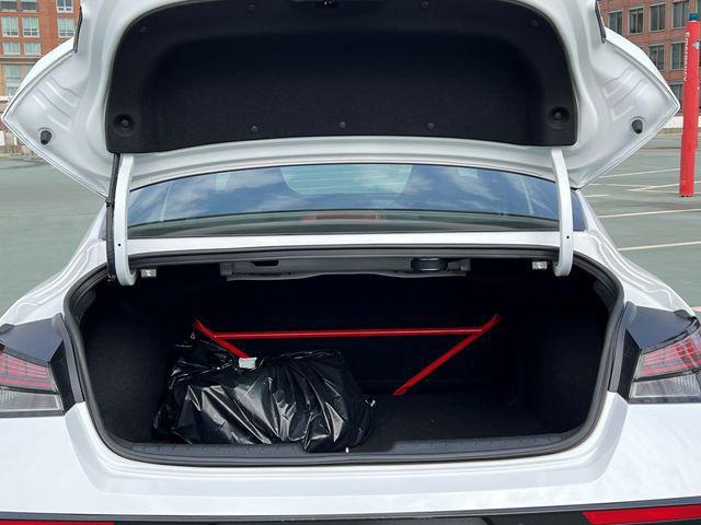 2026 Hyundai Elantra Base