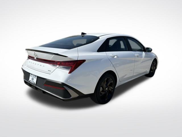 2026 Hyundai Elantra Hybrid SEL Sport