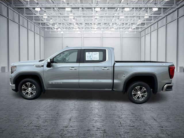 2025 GMC Sierra 1500 4WD Crew Cab Short Box SLT