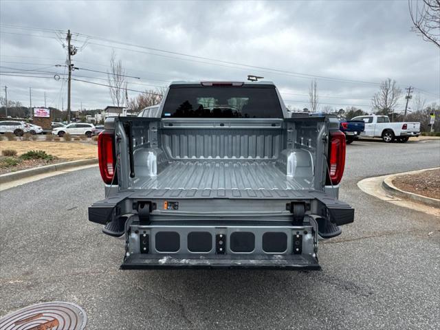 2025 GMC Sierra 1500 4WD Crew Cab Short Box SLT