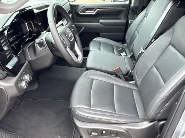 2025 GMC Sierra 1500 4WD Crew Cab Short Box SLT