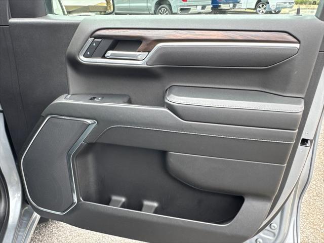 2025 GMC Sierra 1500 4WD Crew Cab Short Box SLT
