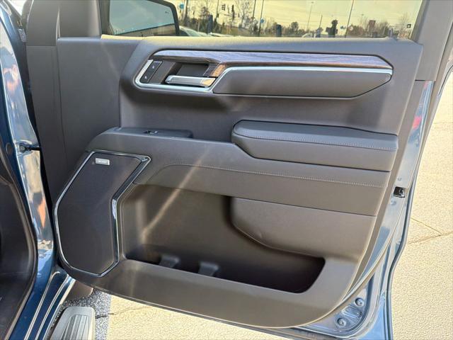 2024 Chevrolet Silverado 1500 2WD Crew Cab Short Bed LTZ
