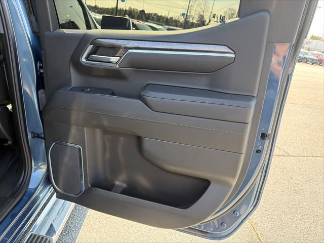 2024 Chevrolet Silverado 1500 2WD Crew Cab Short Bed LTZ