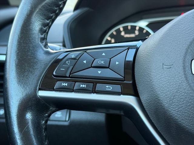 2023 Nissan Altima SL FWD