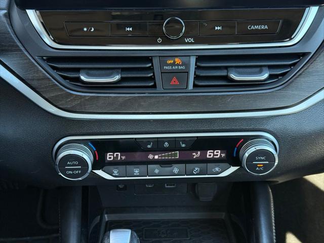 2023 Nissan Altima SL FWD
