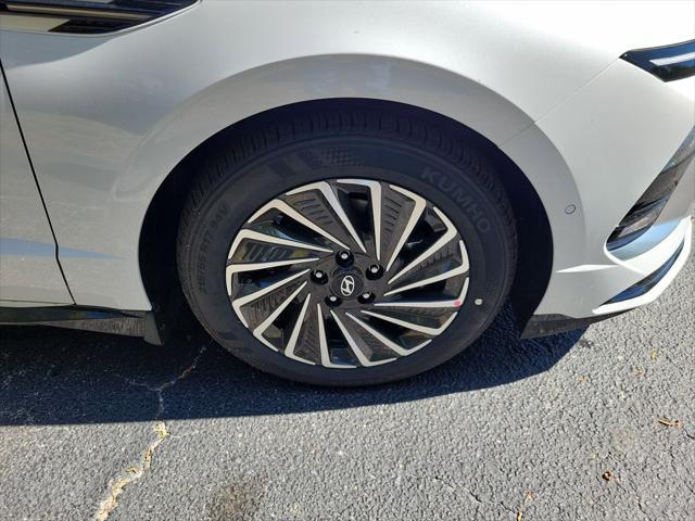 2026 Hyundai Sonata Hybrid Limited