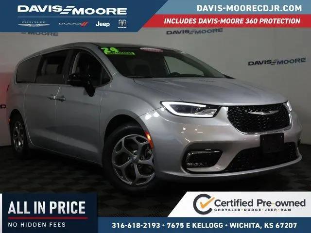 2024 Chrysler Pacifica Limited for sale in Wichita, KS