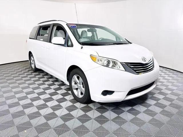 2011 Toyota Sienna LE V6 for sale in Cocoa, FL