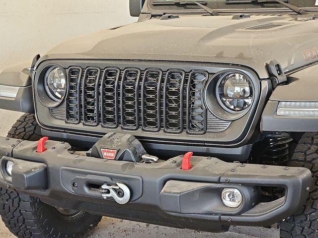 2026 Jeep Gladiator GLADIATOR SHADOW OPS 4X4