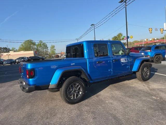 2026 Jeep Gladiator GLADIATOR SPORT S 4X4 2026 Jeep Gladiator GLADIATOR SPORT S 4X4