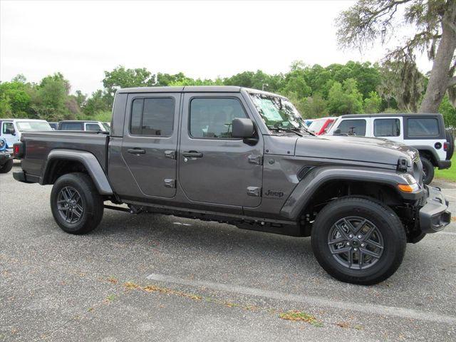 2026 Jeep Gladiator GLADIATOR SPORT S 4X4