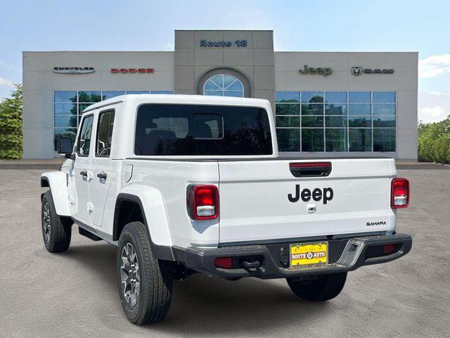 2026 Jeep Gladiator GLADIATOR SAHARA 4X4