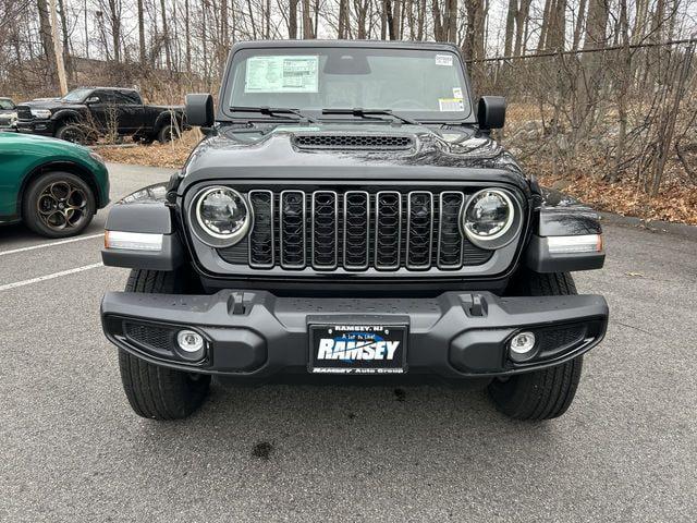 2026 Jeep Gladiator GLADIATOR SPORT S 4X4