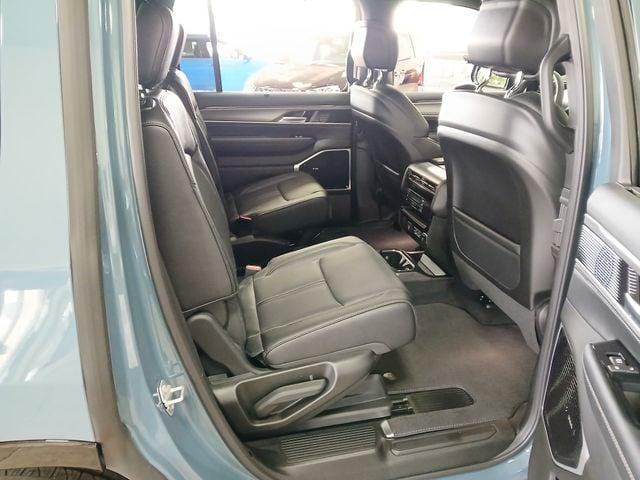 2026 Jeep Grand Wagoneer Limited Reserve 4x4