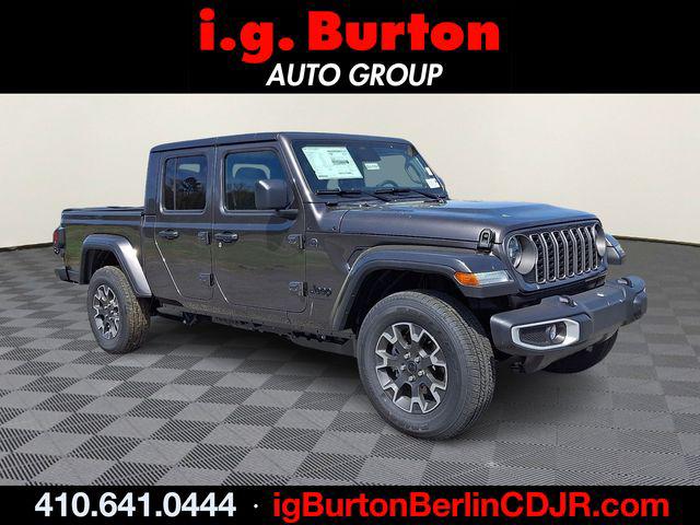 2026 Jeep Gladiator GLADIATOR SAHARA 4X4