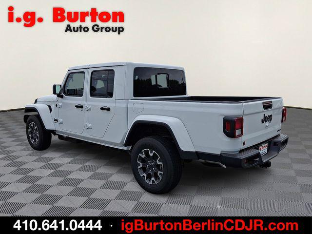 2026 Jeep Gladiator GLADIATOR SAHARA 4X4 2026 Jeep Gladiator GLADIATOR SAHARA 4X4