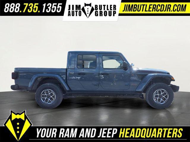 2026 Jeep Gladiator GLADIATOR SHADOW OPS 4X4