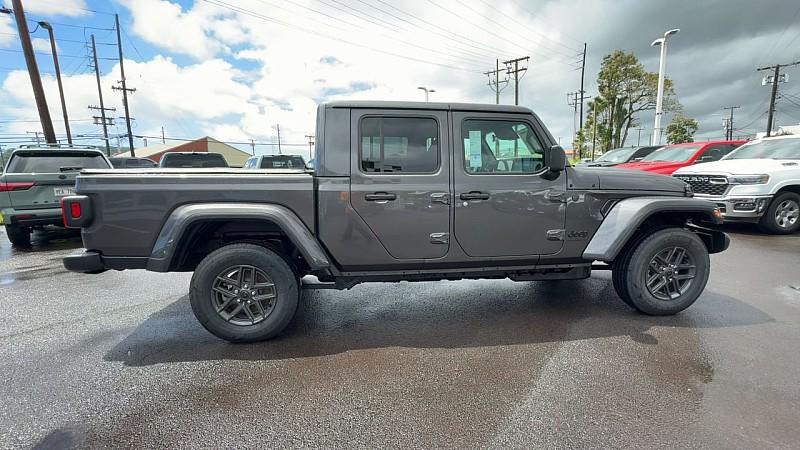 2026 Jeep Gladiator GLADIATOR SPORT S 4X4 2026 Jeep Gladiator GLADIATOR SPORT S 4X4