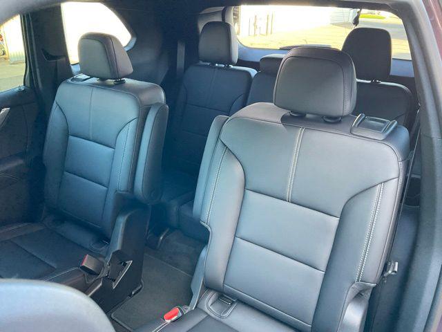 2025 GMC Acadia AWD Elevation