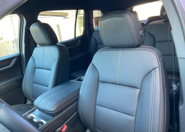 2025 GMC Acadia AWD Elevation