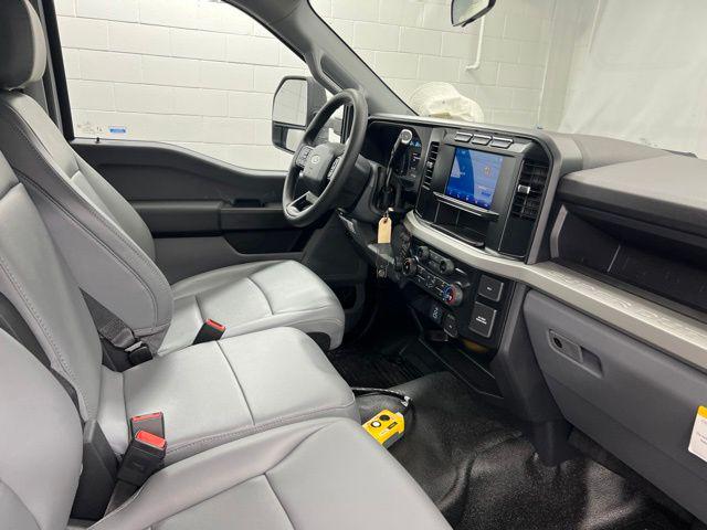 2024 Ford F-550 XL