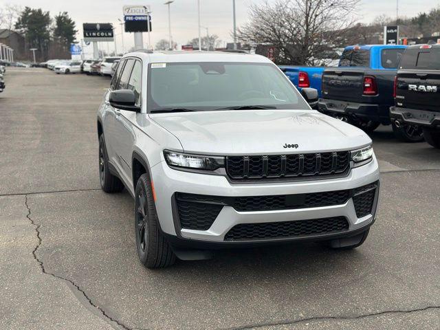 2026 Jeep Grand Cherokee Altitude 4x4