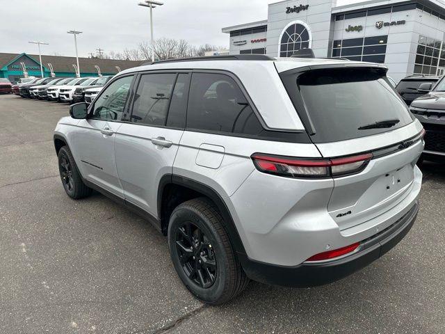 2026 Jeep Grand Cherokee Altitude 4x4